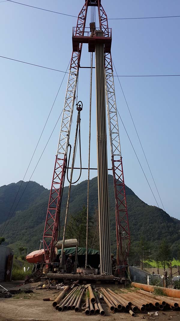 陕西温泉钻井厂家浅谈钻机设备